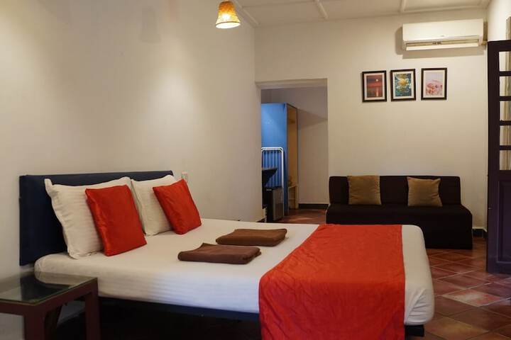 Room 26 of 68