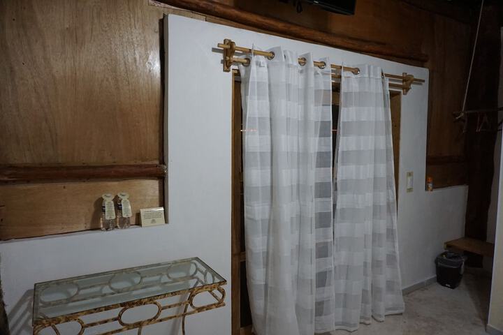 Room 7 of 71