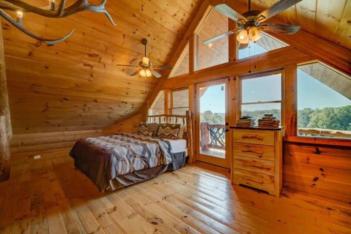 Room 4 of 21