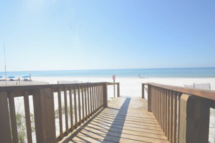 Terrace/Patio 5 of 41