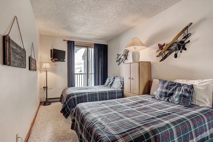Room 6 of 50