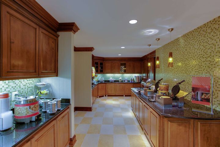 Breakfast area