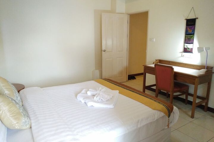 Room 25 of 87