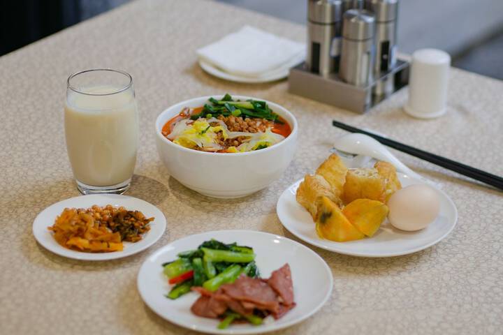 Breakfast/Coffee Service 69 of 80