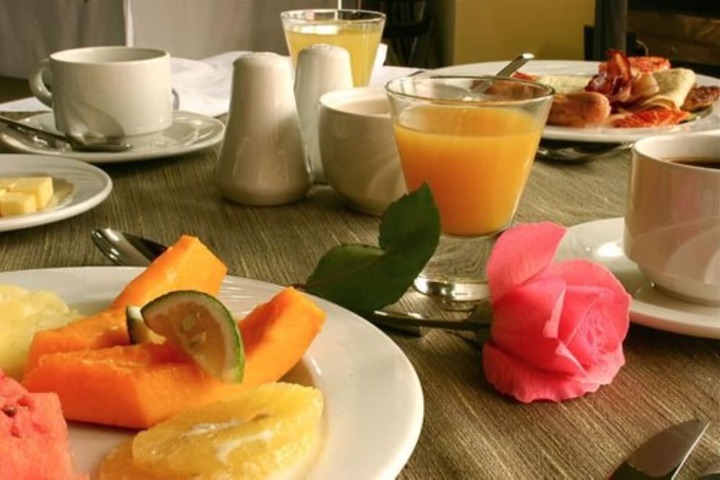 Breakfast/Coffee Service 52 of 89