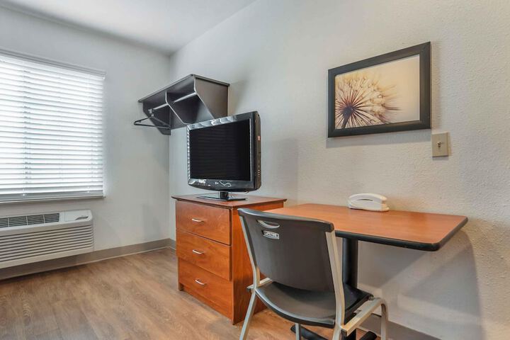 Room 7 of 23