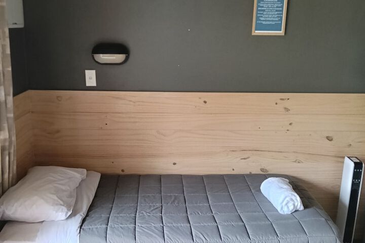 Room 26 of 50
