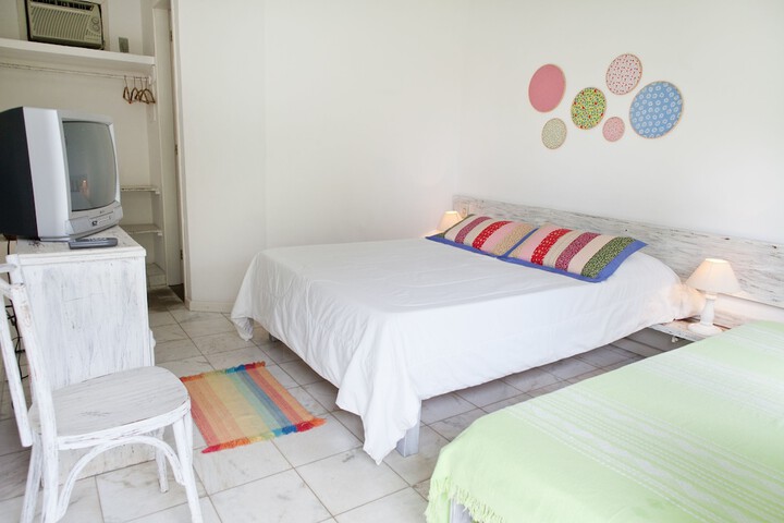 Room 20 of 29