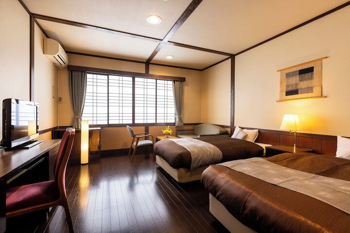 Room 18 of 55