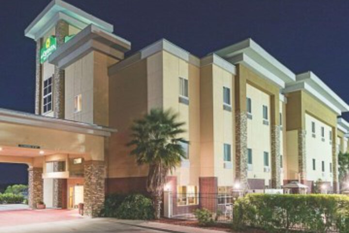 Best Western Mathis Inn Hotel