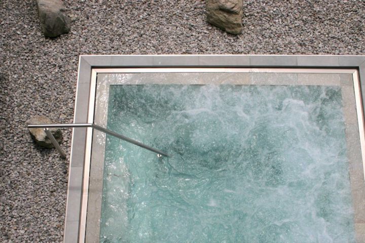 Pool 25 of 69