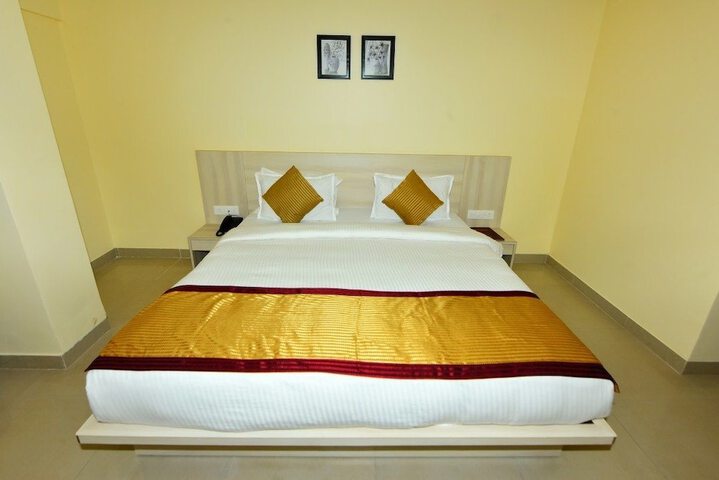 Room 9 of 73