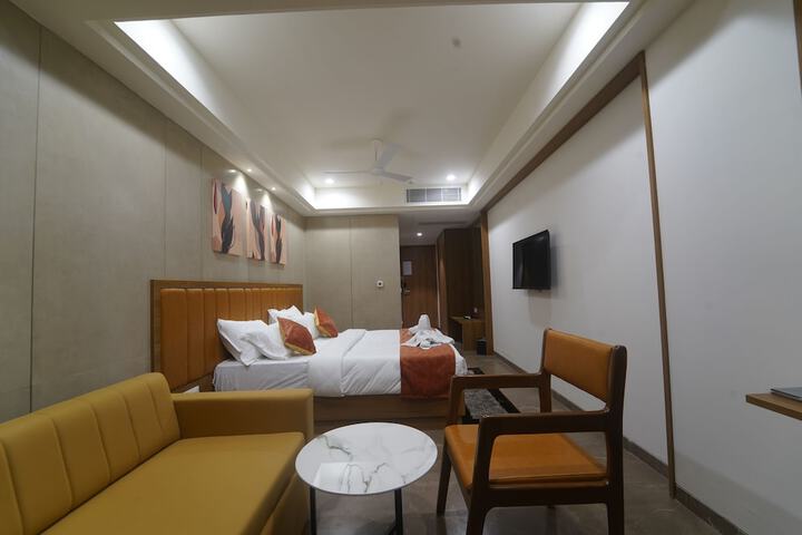 Room 12 of 29