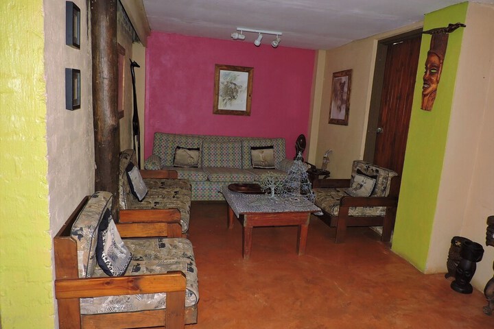 Room 5 of 27