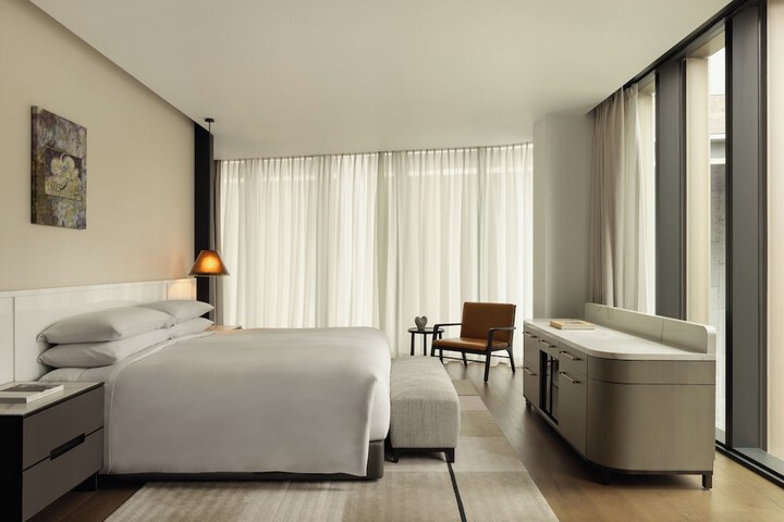 Room 45 of 123
