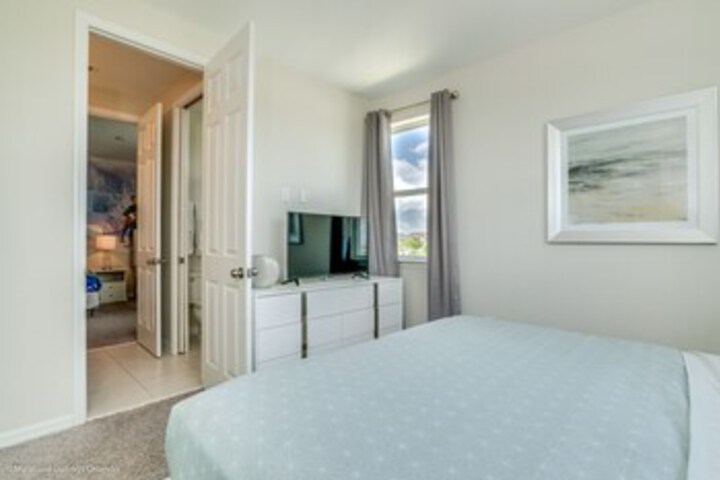 Hotel 5 of 91