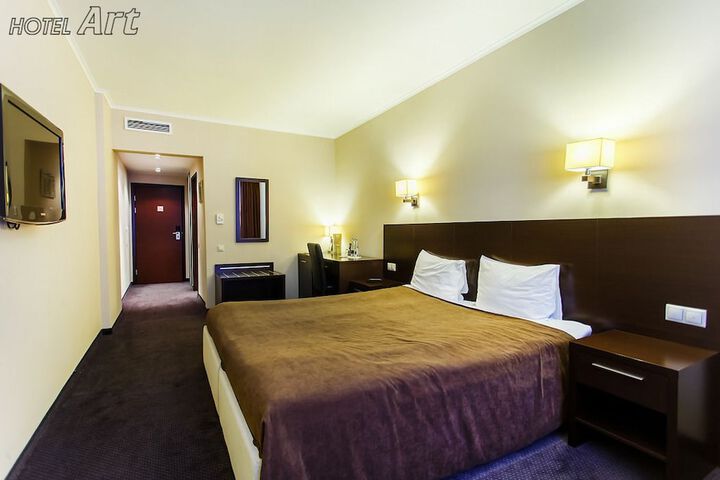 Room 19 of 130