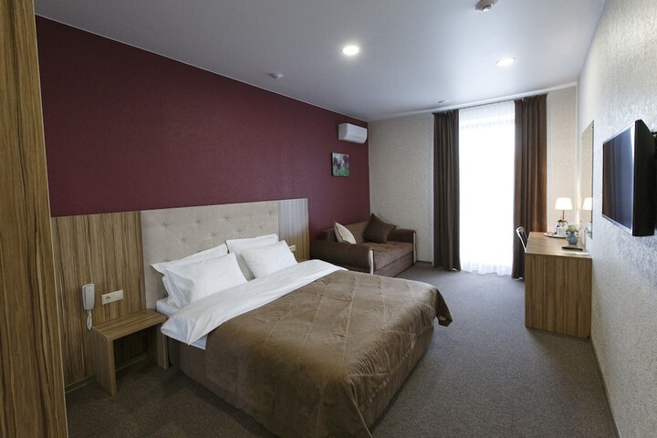 Room 11 of 78