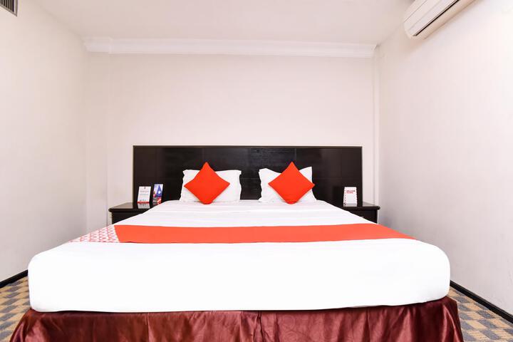 Room 14 of 46