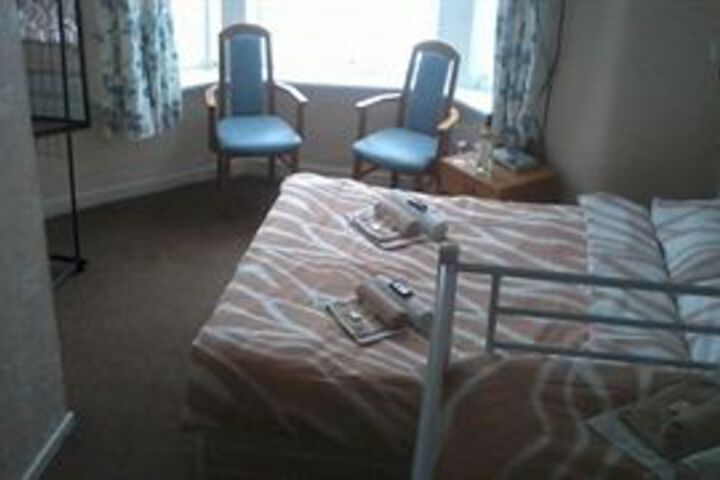 Room 6 of 20