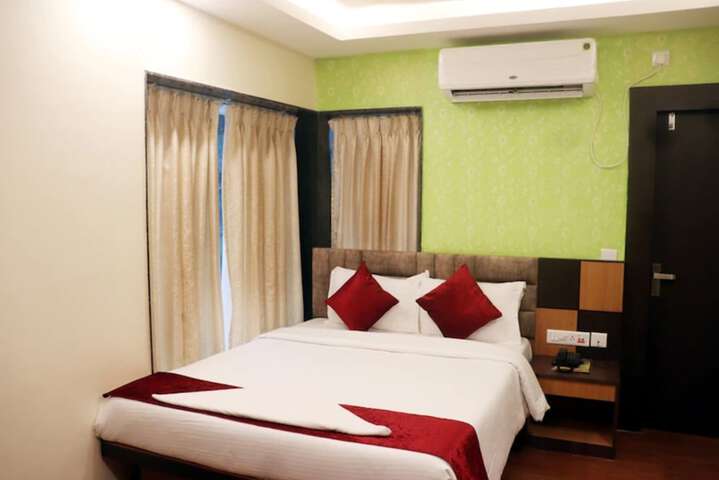 Room 3 of 11