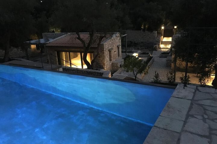 Pool 23 of 46