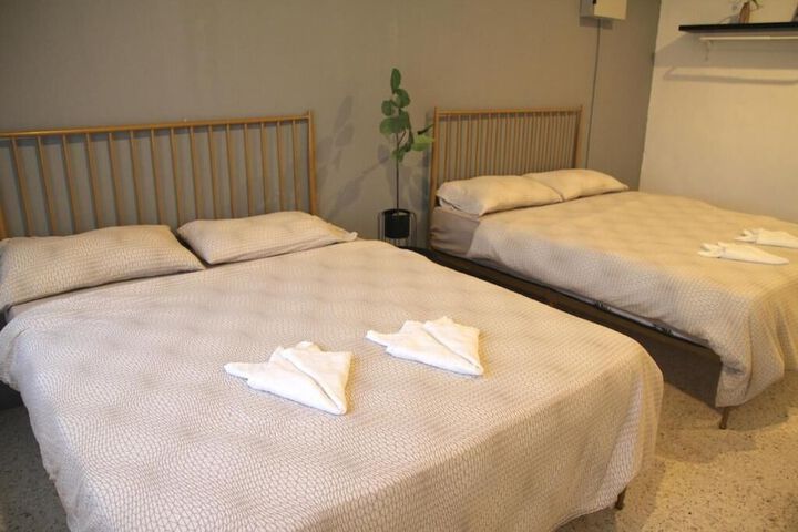 Room 3 of 22