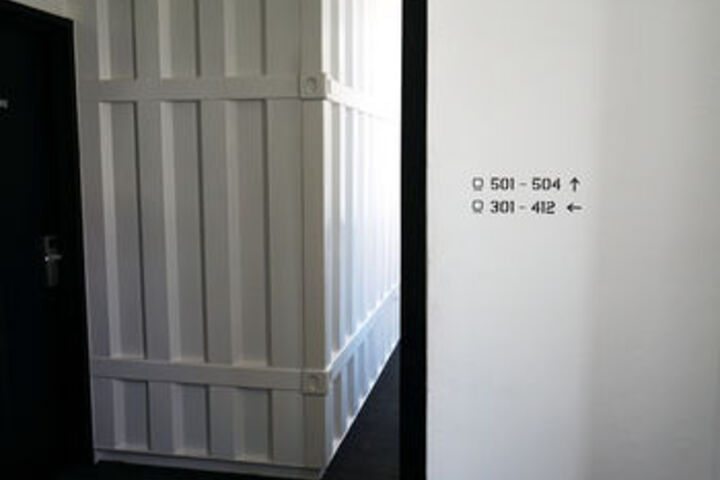 Ballroom/Hall 48 of 74