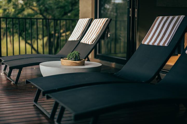 Sundeck 202 of 242