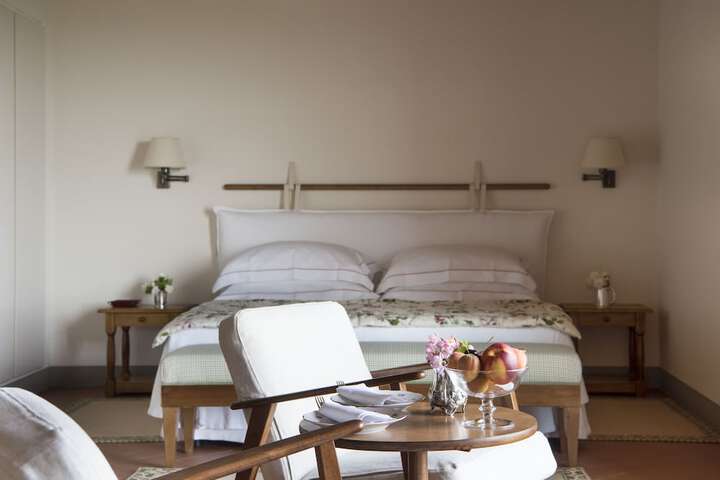 Room 2 of 71