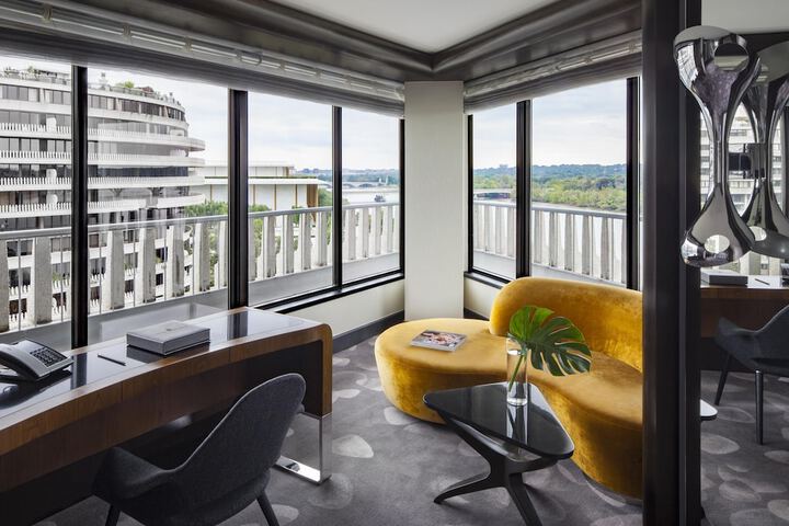 Room 54 of 115