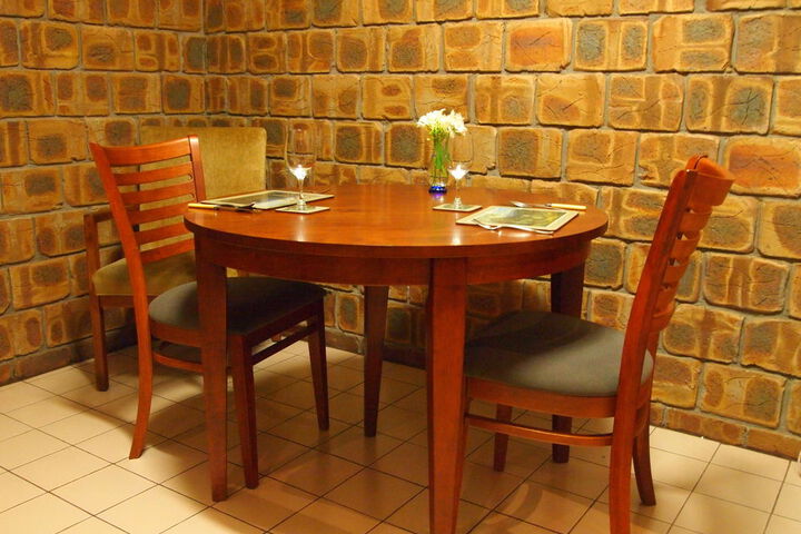 Dining 15 of 25