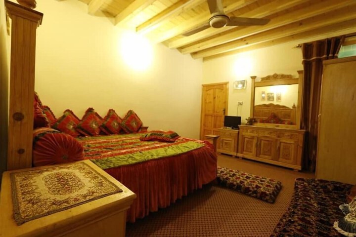 Room 7 of 22