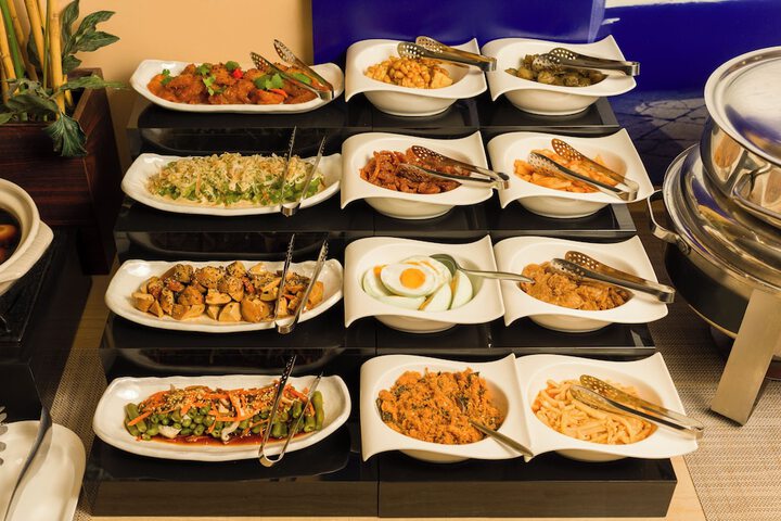 Dining 70 of 105