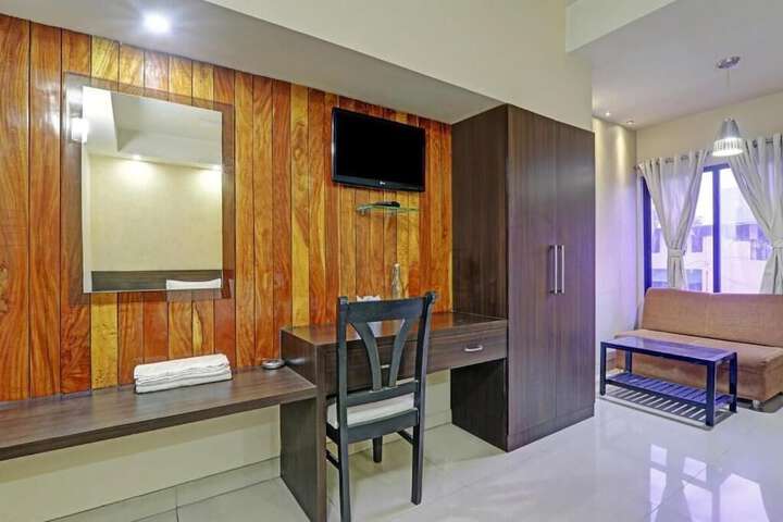 Room 8 of 23