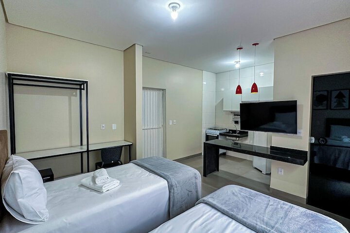 Room 12 of 35