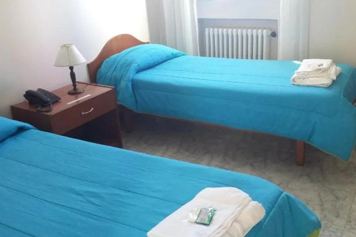 Room 5 of 19