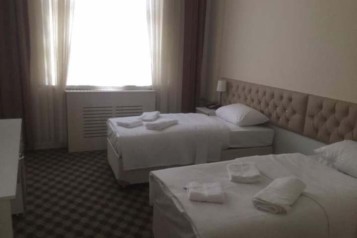 Room 5 of 26