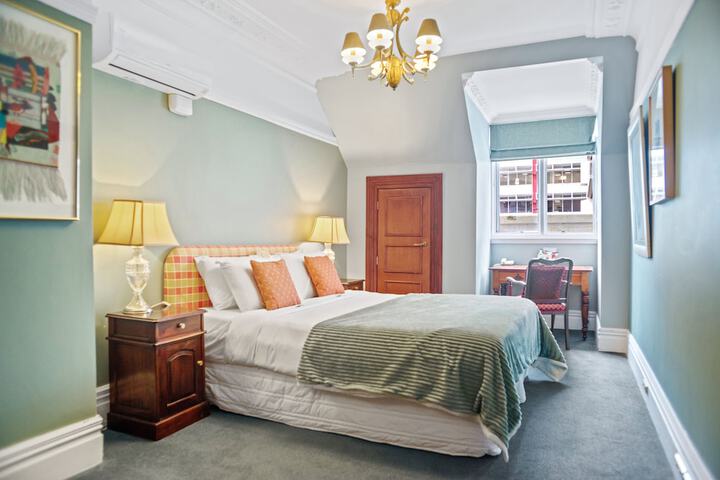 Room 3 of 24