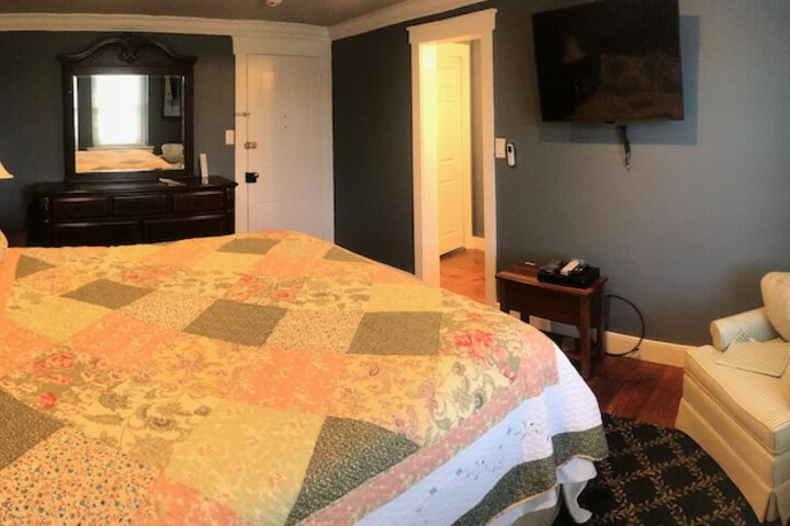 Room 39 of 64