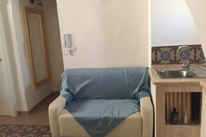 Room 14 of 19