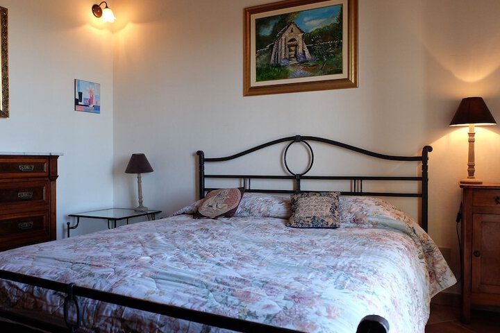 Room 19 of 25