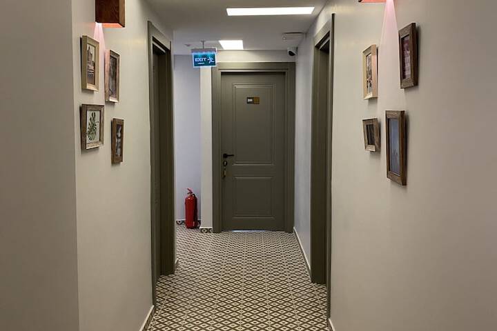 Ballroom/Hall 16 of 16