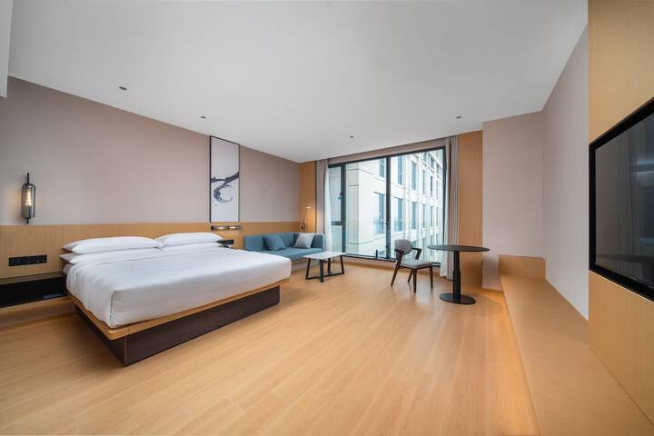 Room 21 of 58