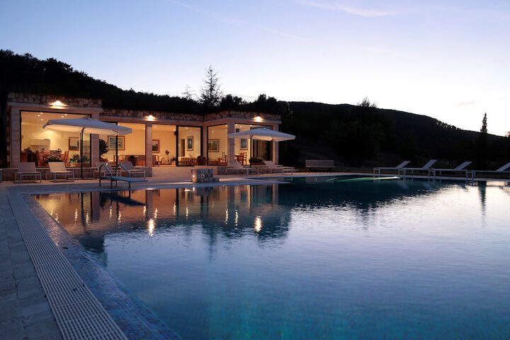 Pool 47 of 65