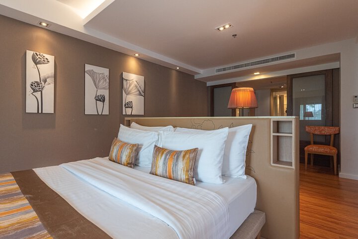 Room 14 of 334