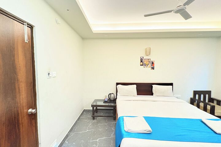 Room 30 of 59