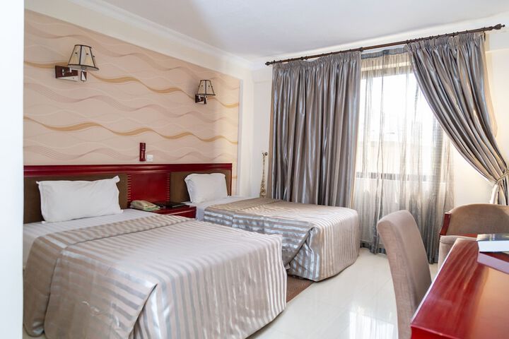 Room 15 of 86