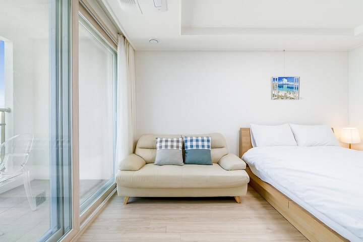 Room 17 of 640