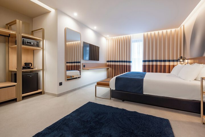 Room 31 of 119